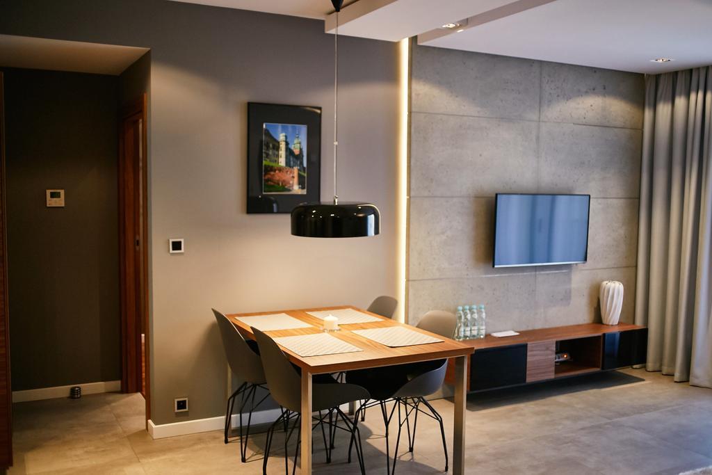 Modern Apartment By Wawel Castle Краков Экстерьер фото