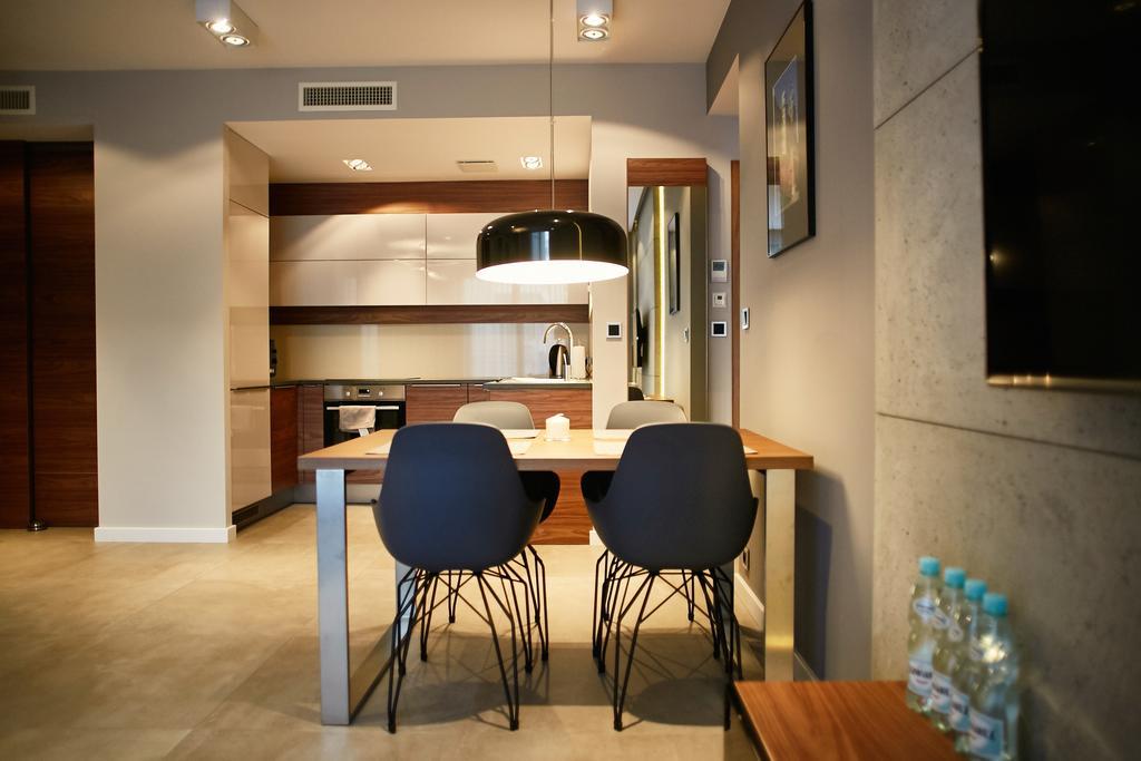 Modern Apartment By Wawel Castle Краков Экстерьер фото