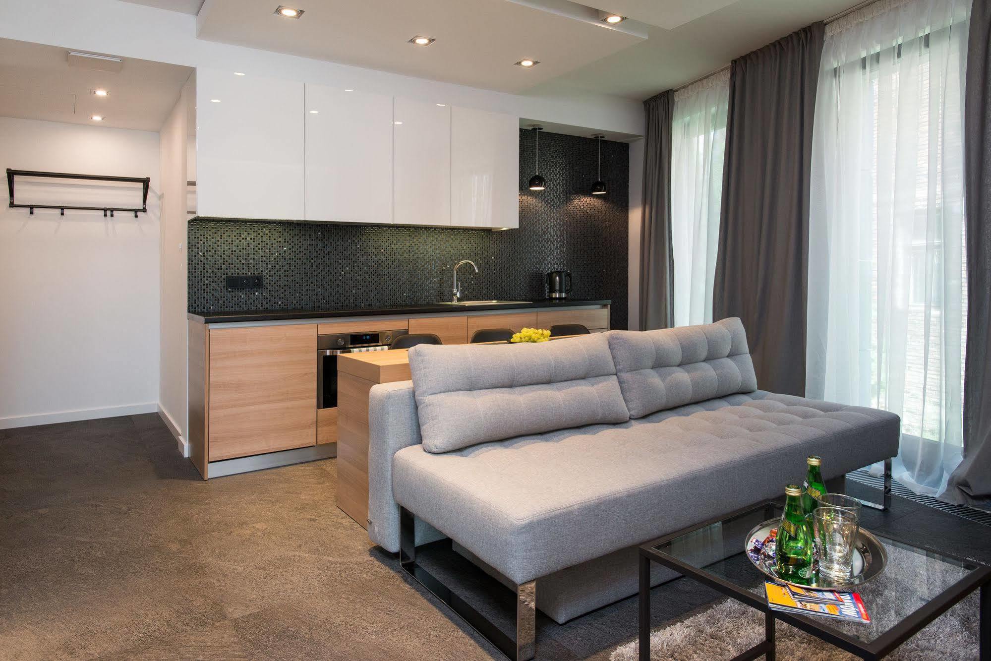 Modern Apartment By Wawel Castle Краков Экстерьер фото